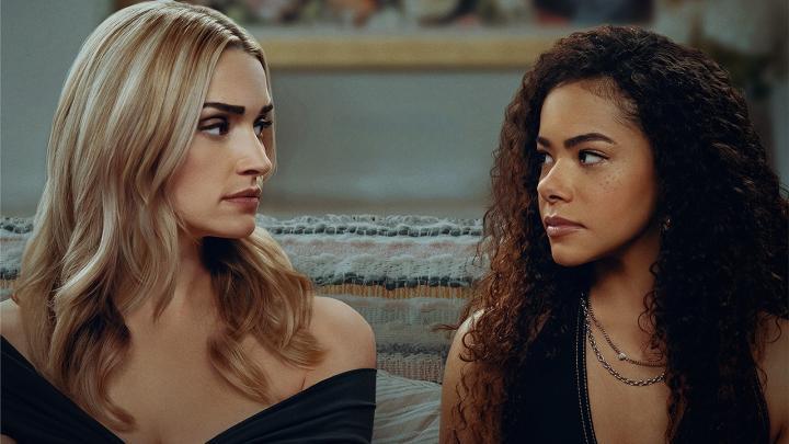 مسلسل Ginny and Georgia الموسم الثالث الحلقة 3 مترجمة