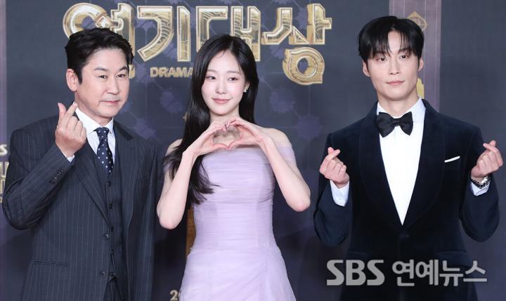 حفل SBS Drama Awards 2025 الحلقة 3 الثالثة مترجمة
