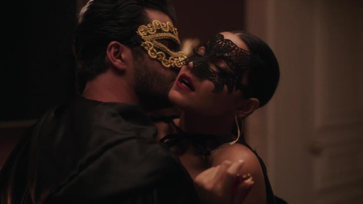 مسلسل لعبة المفاتيح El Juego de las Llaves كامل مترجم HD