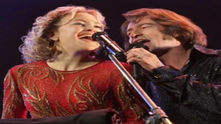 مشاهدة فيلم Song Sung Blue مدبلج عربي كامل | فيلم غني أغنية الحزن 2025