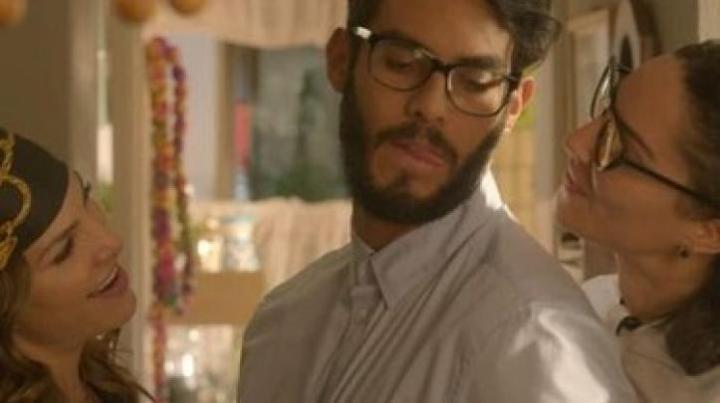 مسلسل لعبة المفاتيح الموسم 2 الحلقة 1 مترجمة (للكبار فقط)