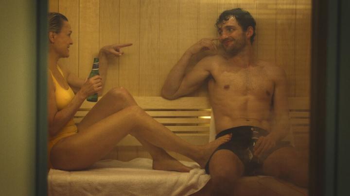 مسلسل The Girlfriend 2025 الموسم الاول الحلقة 2 الثانية مترجمة